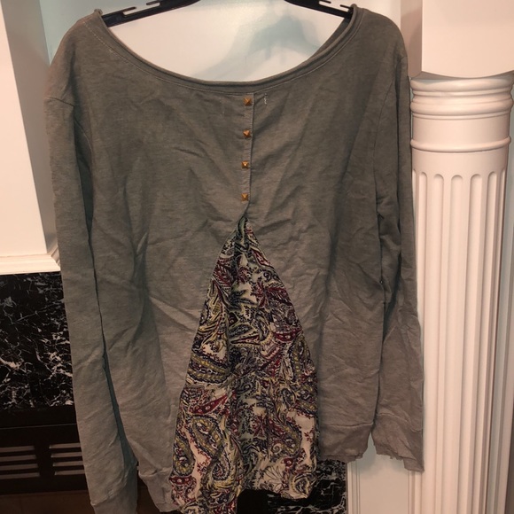 Grey Boutique Sweatshirt - Picture 2 of 3